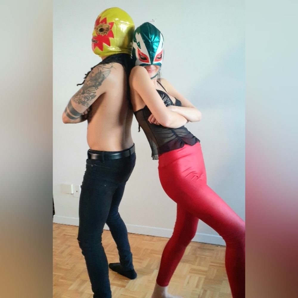 Lucha Libre luchador mask in vibrant green, white, and red - Picture 5 of 14
